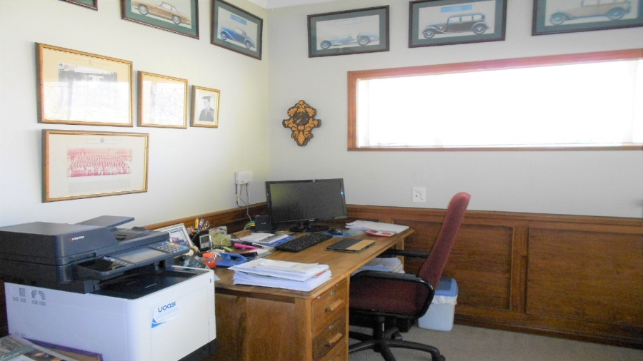 4 Bedroom Property for Sale in Parys Free State